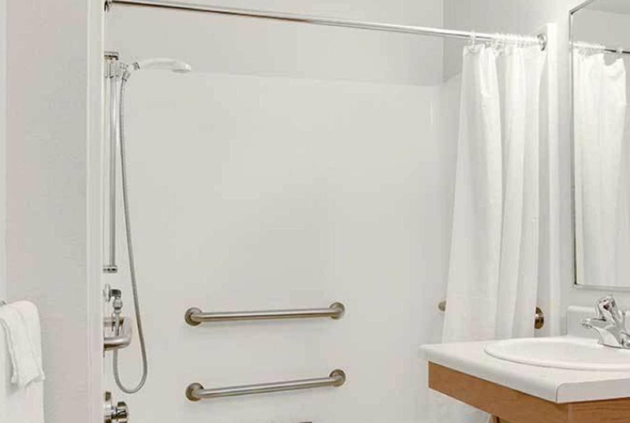 Woodspring Suites Аллентаун Екстер'єр фото